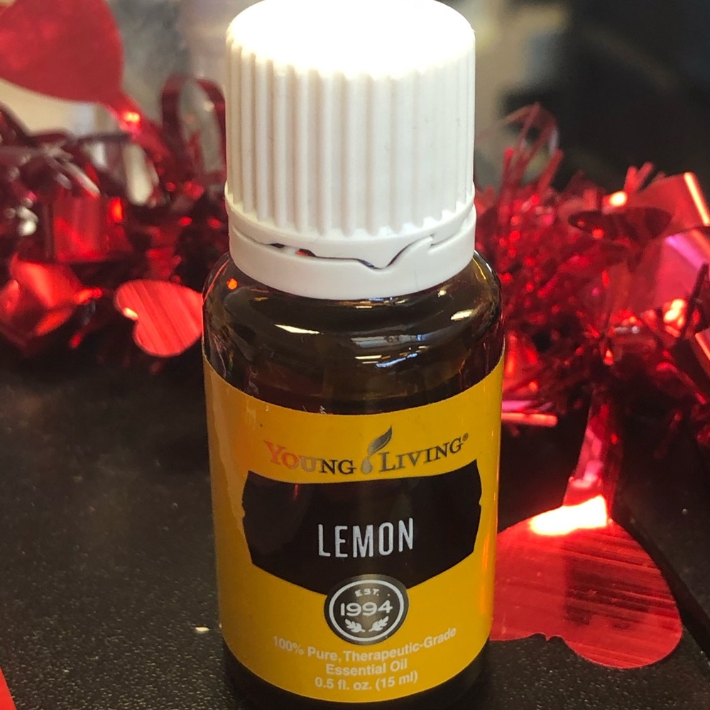 Young Living Essential Oil Lemon